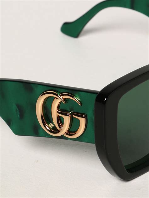 gucci p on lens